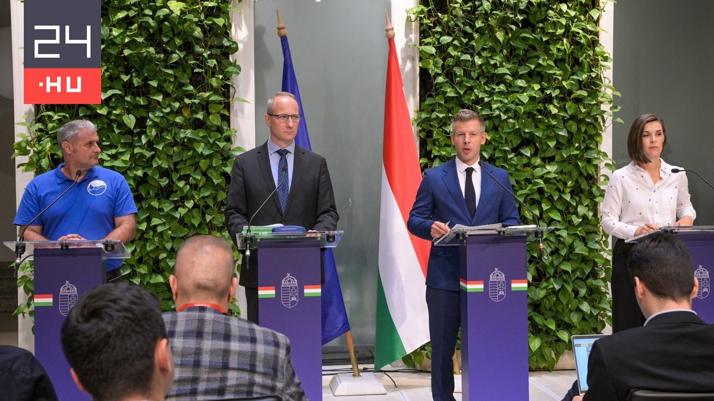 Toroczkai, la Palatul Sandor, întreabă de concediu