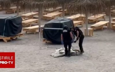 Turiste curajoase au dezamorsat o dronă-bombă din mare