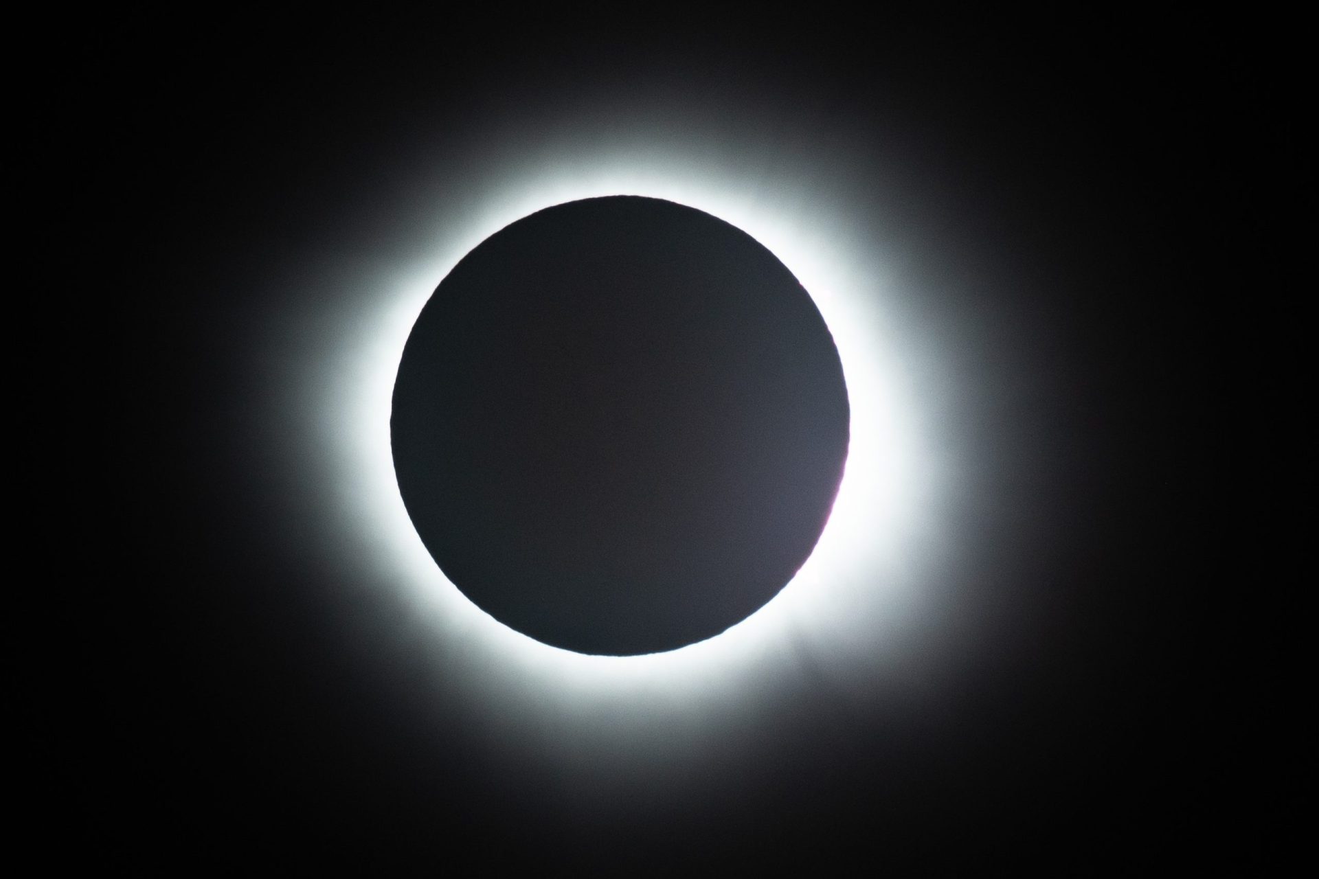 Eclipsa de Soare în România: Unde o vezi cel mai bine