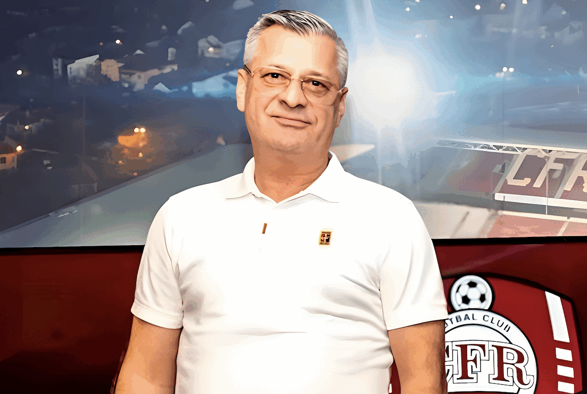 Varga continuă atacurile: „Un papagal”