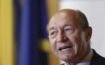 Băsescu: Politicieni și cetățeni, uniți în furt. Legea salarizării, oglindă