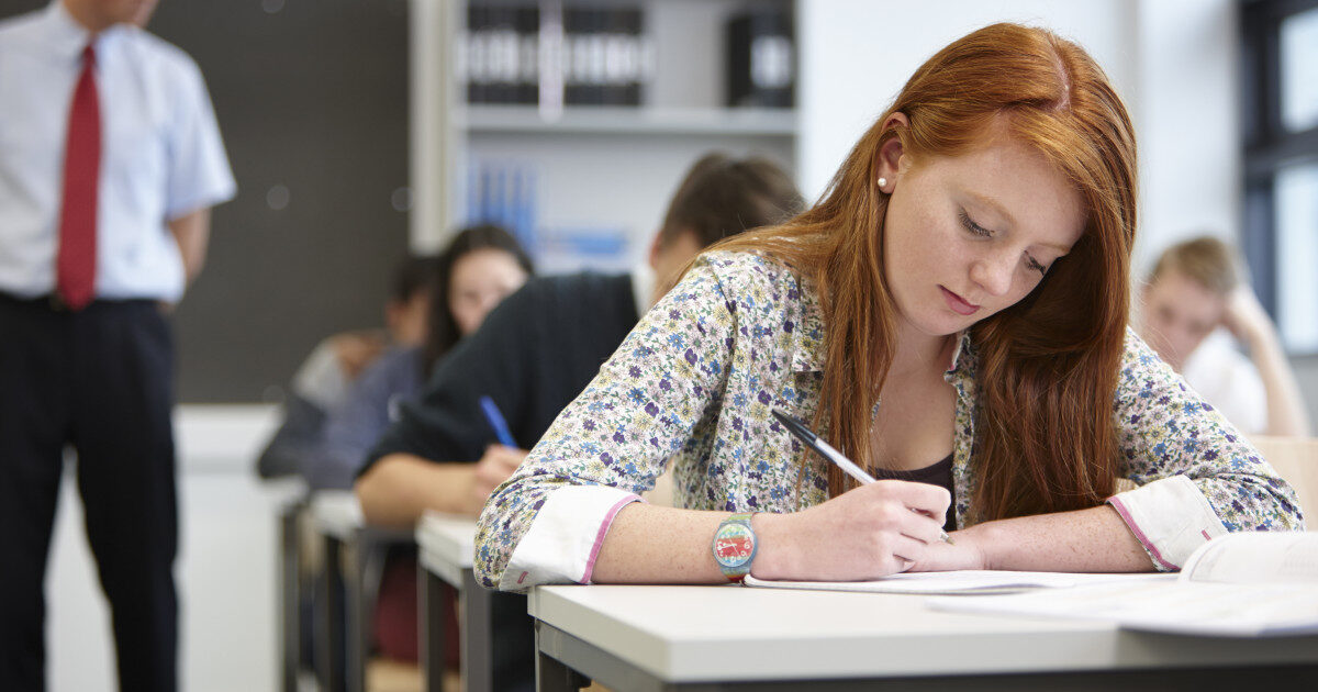 BAC 2026 Toamnă: Reguli și Criterii de Promovare la Examen