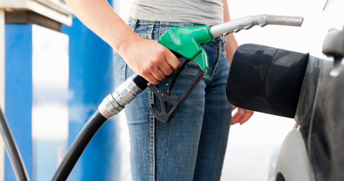 Carburanți Vineri: Unde Găsești Cel Mai Ieftin în România