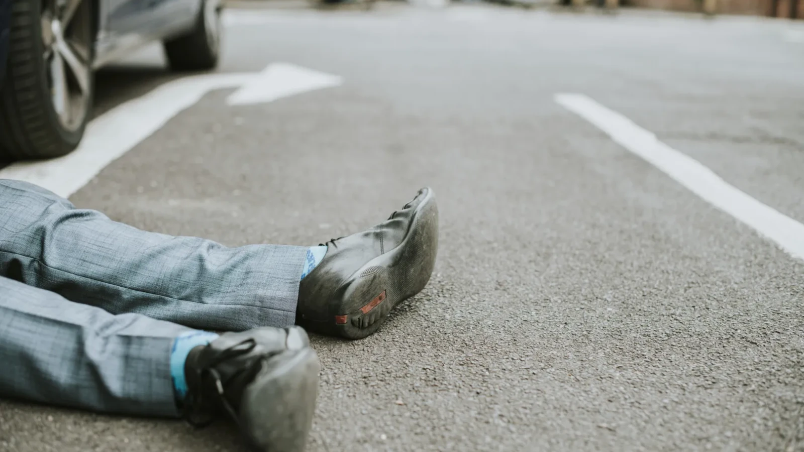 Timiș: Accident mortal cu trei mașini. Un bărbat a murit, un minor, victimă