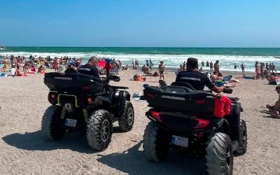 Eforie: Amenzi pentru turiștii care au sfidat steagul roșu pe plajă
