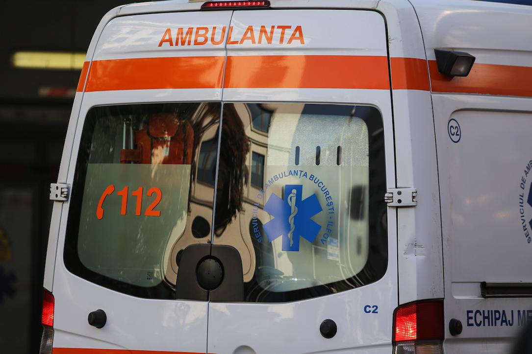 Ambulanțe atacate în România din cauza unei false știri virale