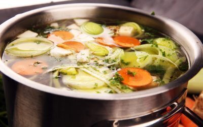Apa de la legume fierte: Nutrienții pierduți pe fereastră