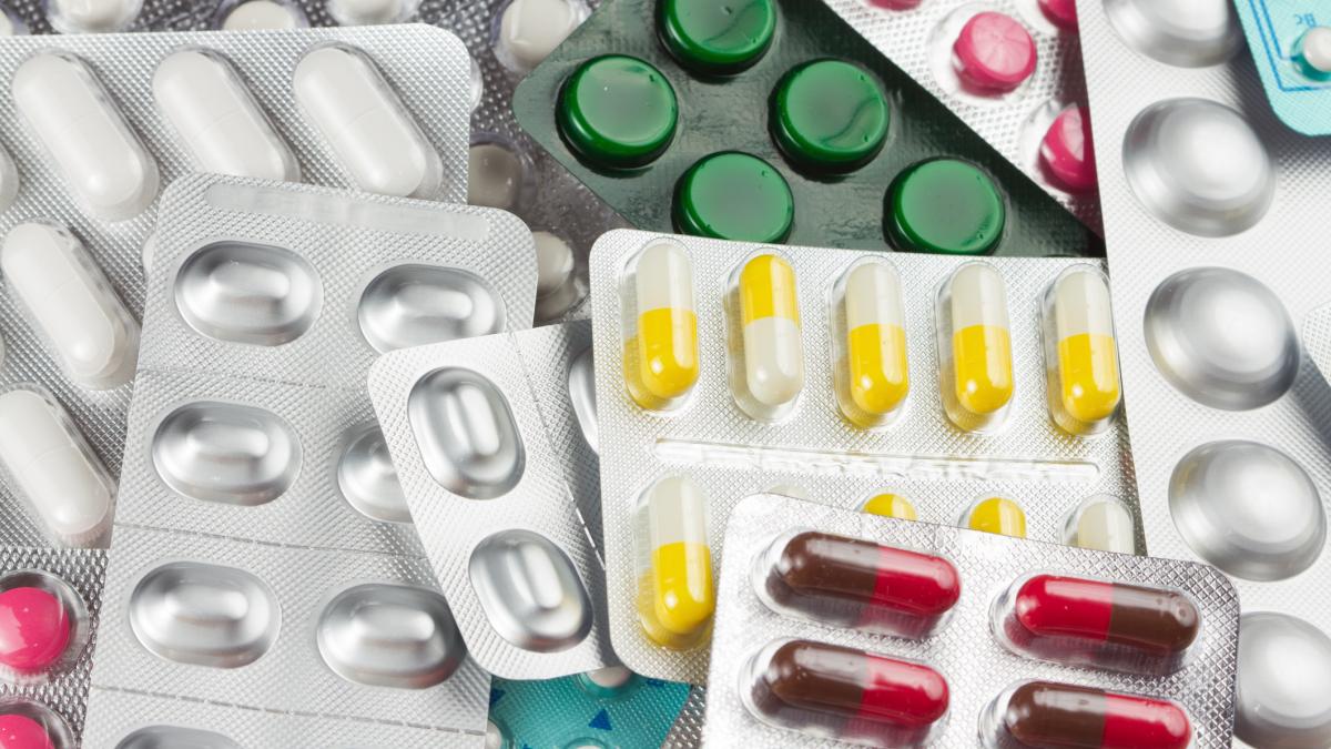 Cancer: 3 medicamente lipsesc, 8 sunt pe terminate