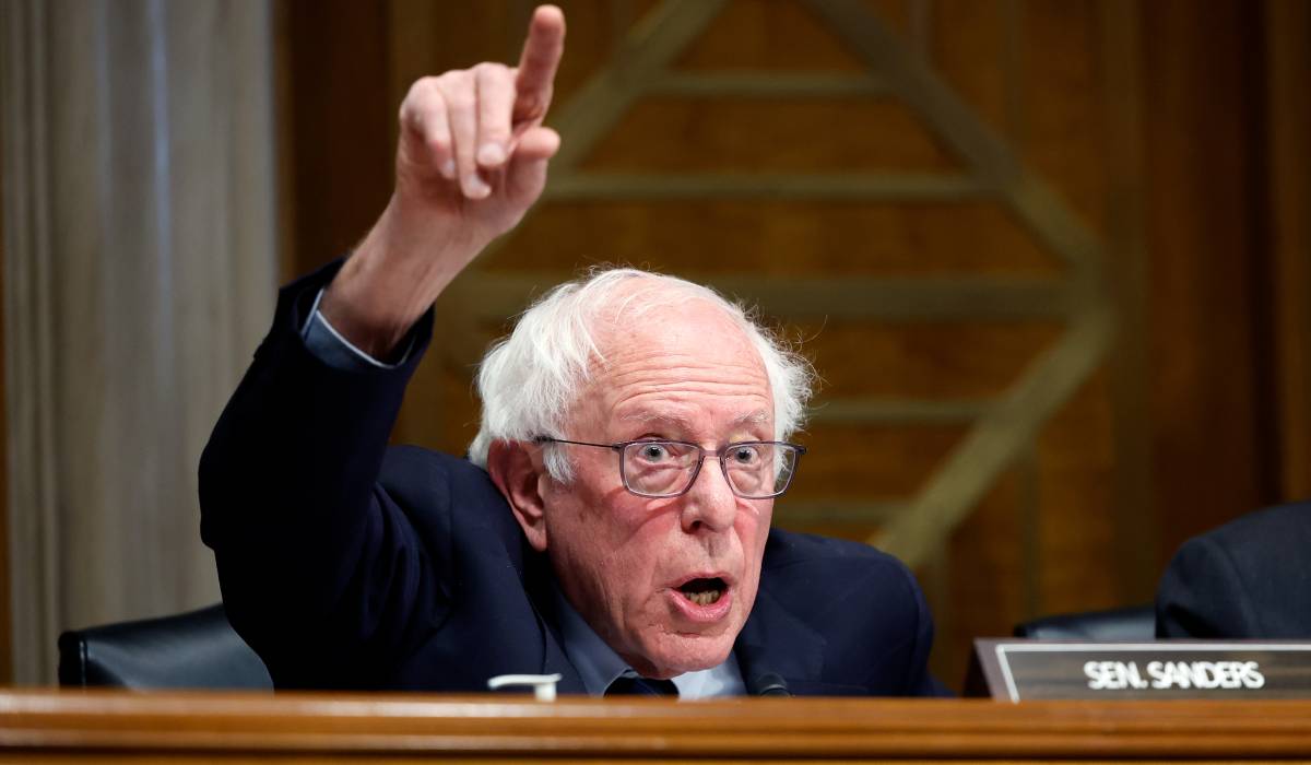 Sanders: Stop AI. Zuckerberg și Altman, avertizați de dezastru