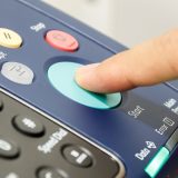 Consiliul Concurenței investighează firme de imprimante și supraveghere