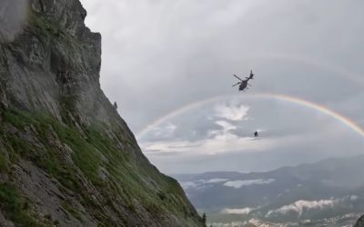 Operațiune-surpriză pe stânci: Doi turiști germani salvați spectaculos