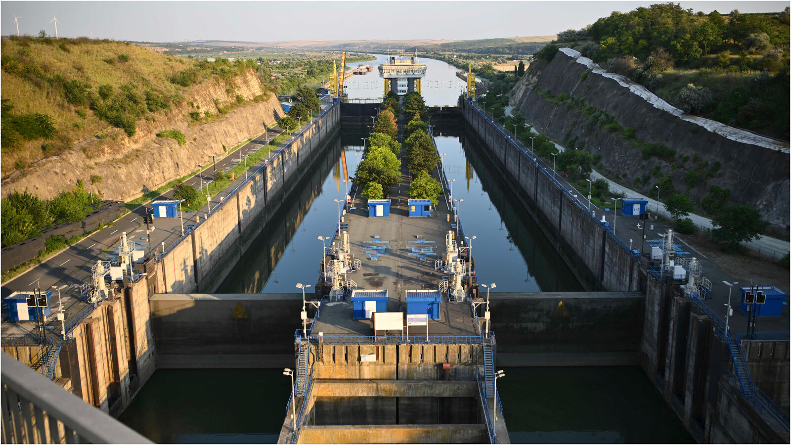 Cernavodă: Energie electrică pe rețeaua națională din surse alternative