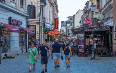 Românii fug de vacanța-n țară. De ce?