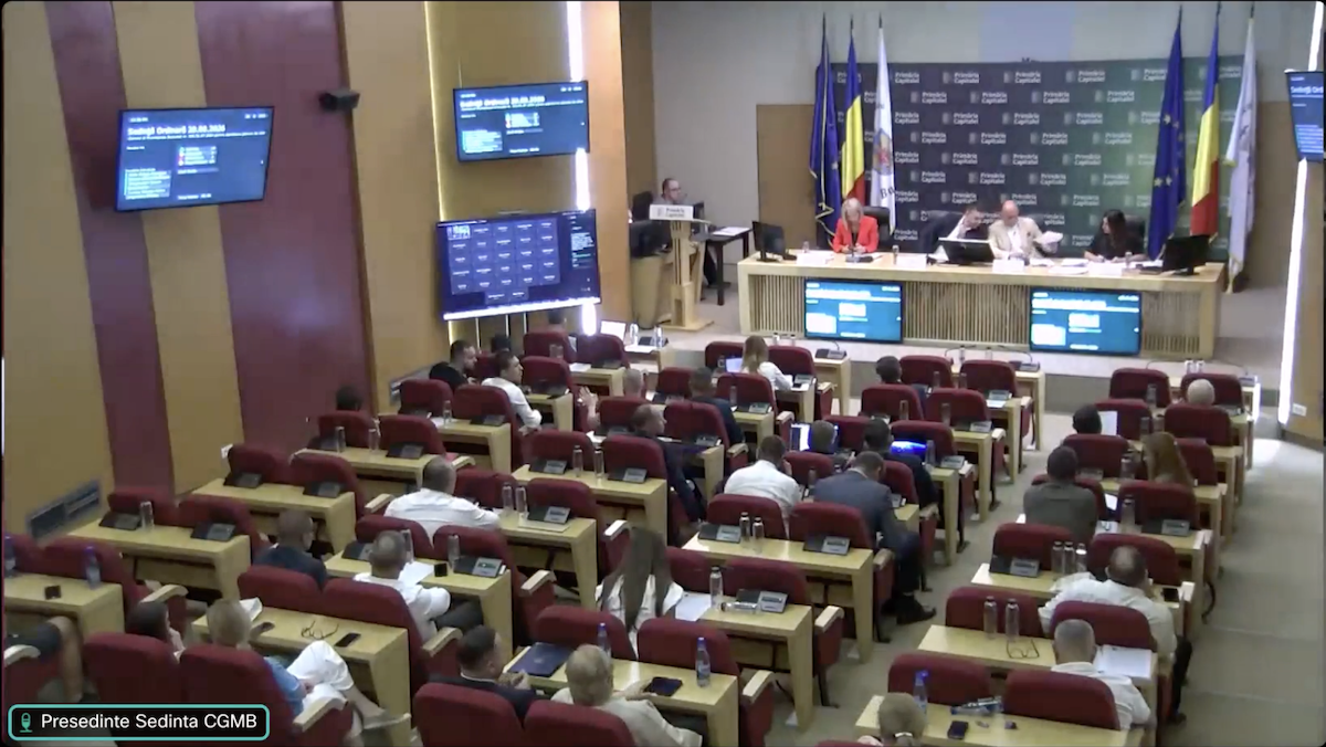 Consilieri PNL, PSD: Cedează funcția sau politica. Legea le dă peste cap planurile