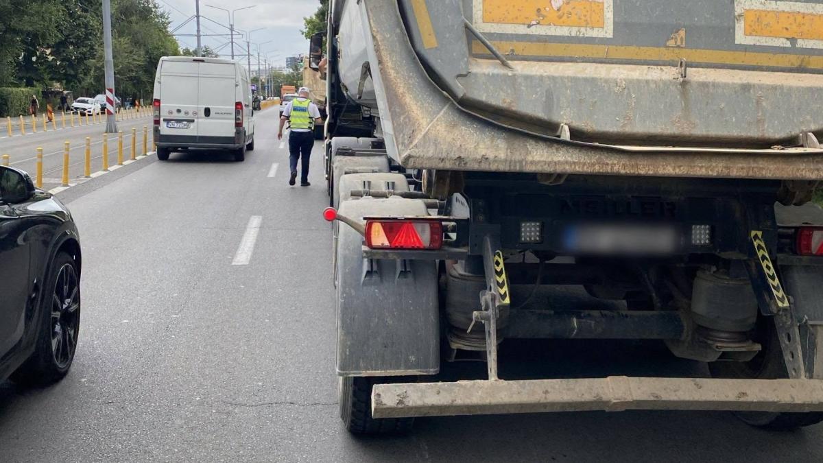 Ciucu impune noi reguli pentru camioane în București. Amenzi duble