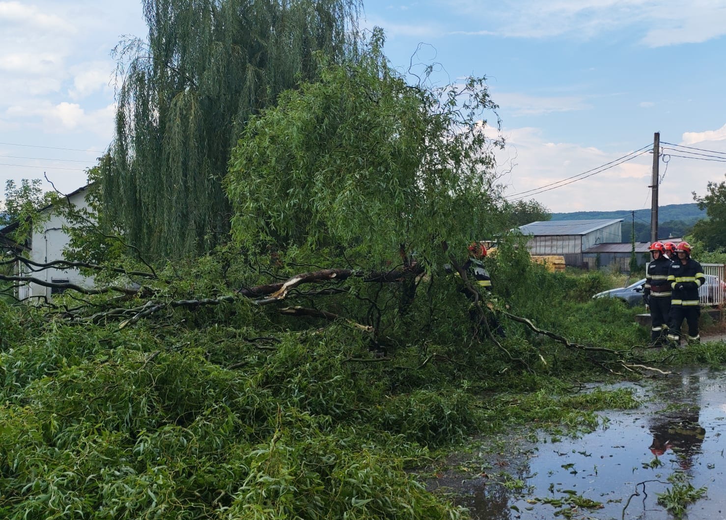 Căldură extremă și furtuni: Unde se dezlănțuie natura