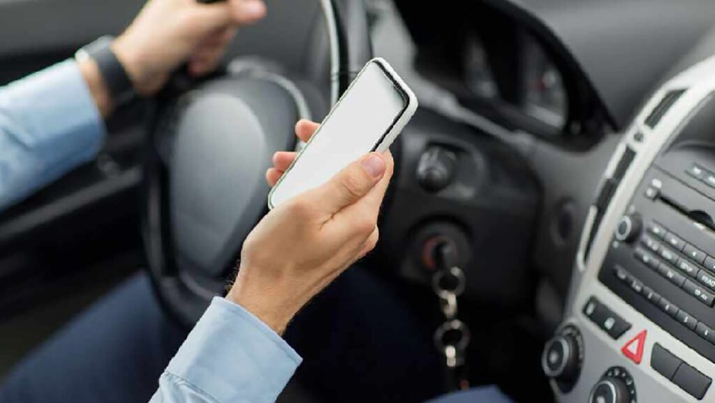 Albume noi, decese în trafic: Ce leagă muzica de tragedii