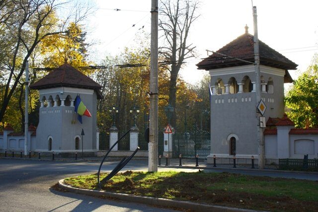 Nicuşor Dan, discuții politice vitale despre salarii