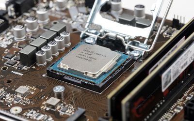 Intel, uriașul de pe piața de procesoare, vinde acțiuni de 15 miliarde $