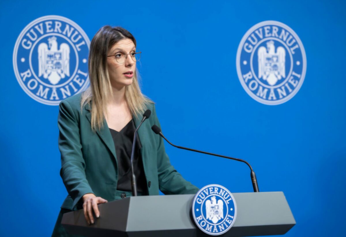 Prosumatorii cer consultare pentru „Casa Verde Baterii”, APCE avertizează