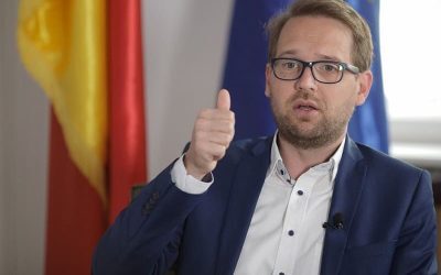 Fritz, decăzut din funcție: Legea integrității merge la promulgare
