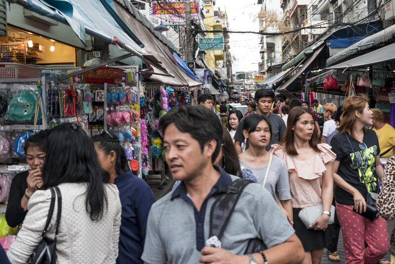 Masacru la o școală din Thailanda: Mai mulți morți și răniți