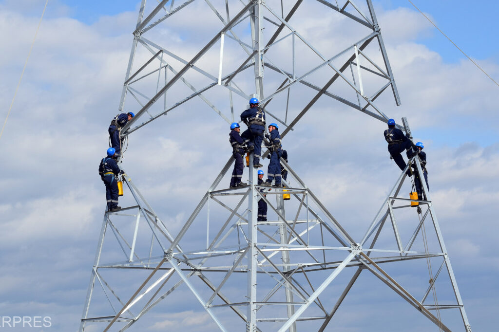 Statul deblochează 400+ angajări la Transgaz, Transelectrica, Hidroelectrica