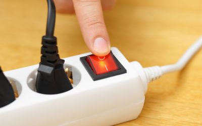 Ministerul Energiei: Consumatorii, pe VARĂ la electricitate