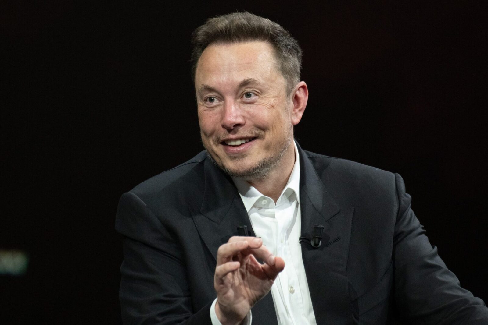 Musk, distins de Ucraina. Recunoaștere de stat pentru miliardar
