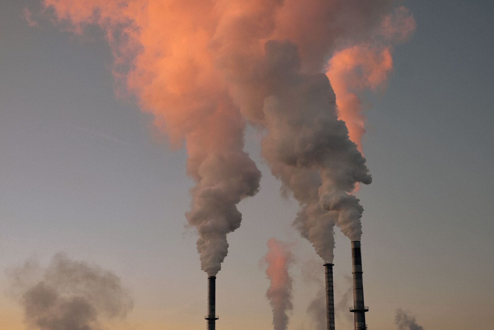 Energie: 290 mil. Euro pentru uzine ecologice din fonduri UE