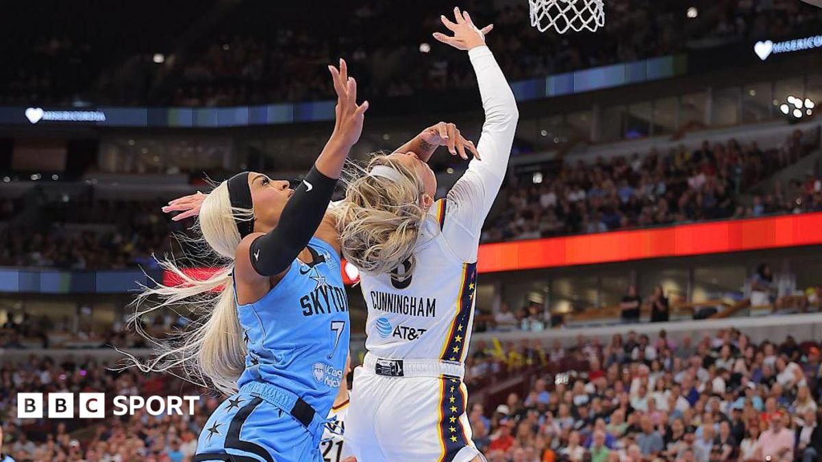 DiJonai Carrington, eliminată pentru o intrare dură asupra lui Sophie Cunningham