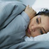 Plânsul în somn: Ce ascunde și când să te alarmezi