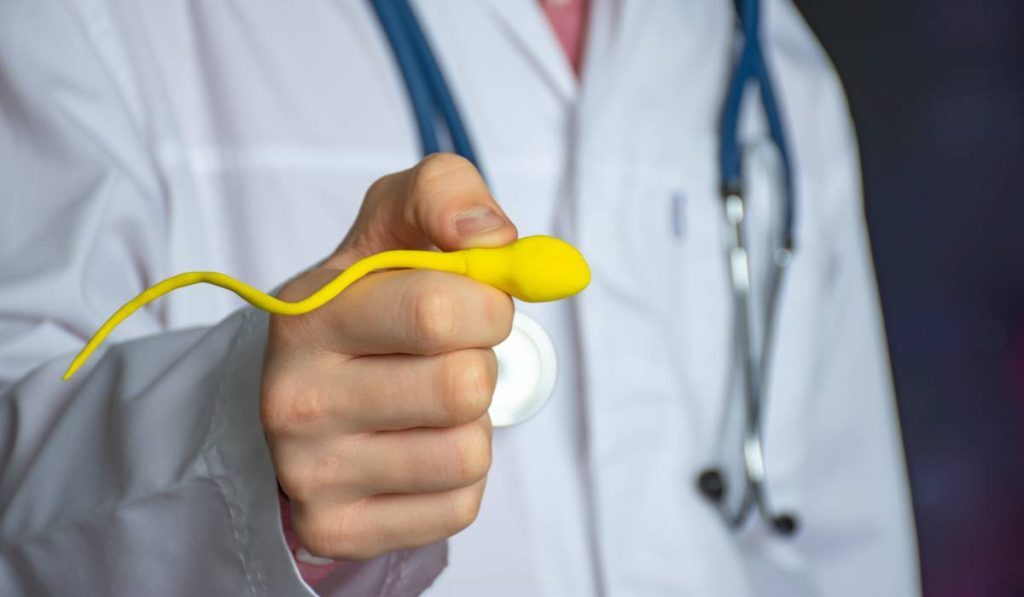 Bărbații: Laptopul, scaunul și fertilitatea ta, în pericol