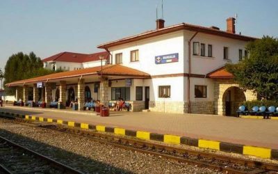 Tânără, 19 ani, lovită de tren în gara Mangalia. Căști au redus șansele