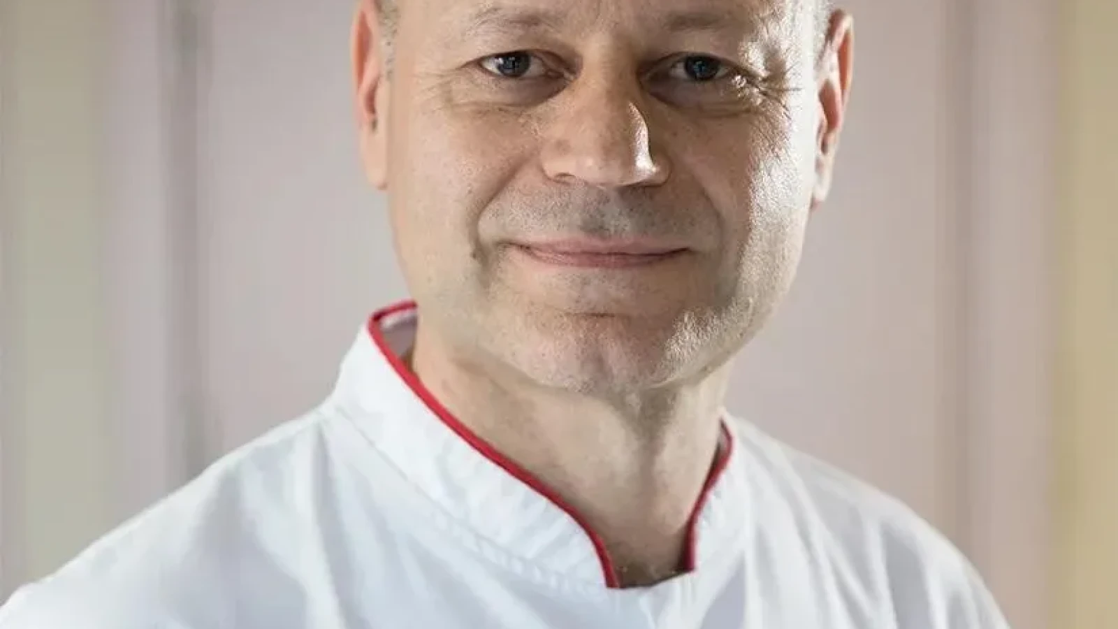 Durerea după masă: Dr. Marinescu explică, ecografia salvează