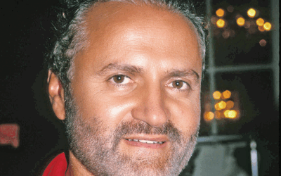 Versace: De la copil de Calabria la imperiu global