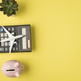7 din 10 români pregătesc buzunarele pentru cheltuieli mari în august