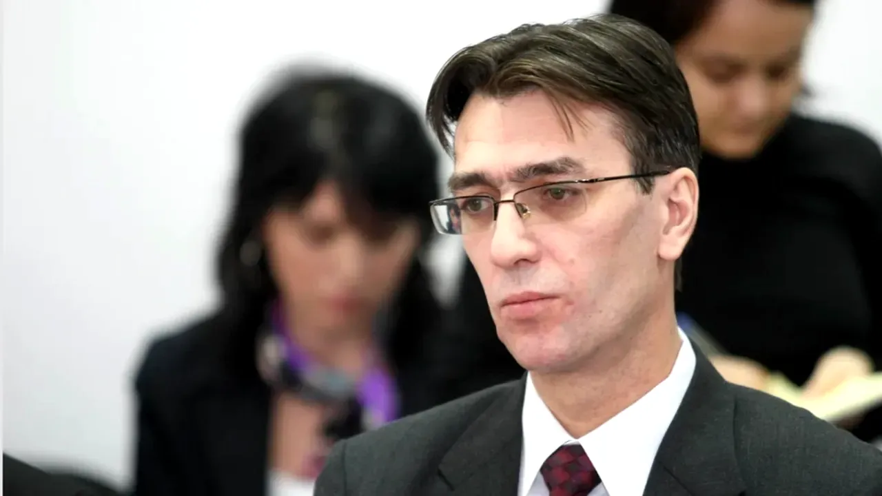 Rege s-a ascuns cu reclamanții