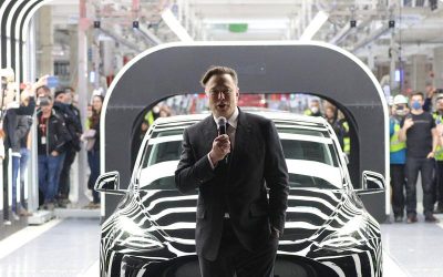 Musk pleacă de la mașini electrice. Tesla, în presiune mare