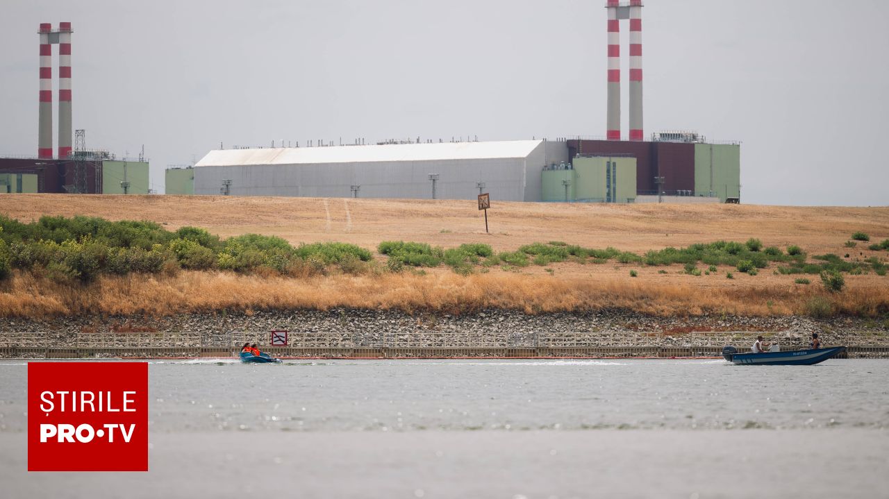 Ungaria construiește un baraj pe Dunăre, scufundă barje pentru centrala nucleară