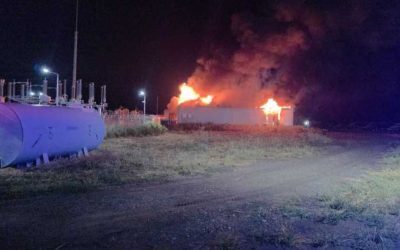 Incendiu Stâlpu: Hală baterii energie, flăcări cuprinse