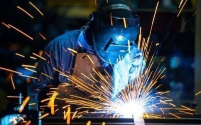 Industria a frânat în iunie, declinul se menține la 6 luni