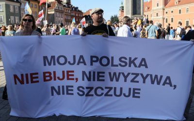 Polonia, în stradă: Proteste masive anti-atacuri pe refugiați ucraineni