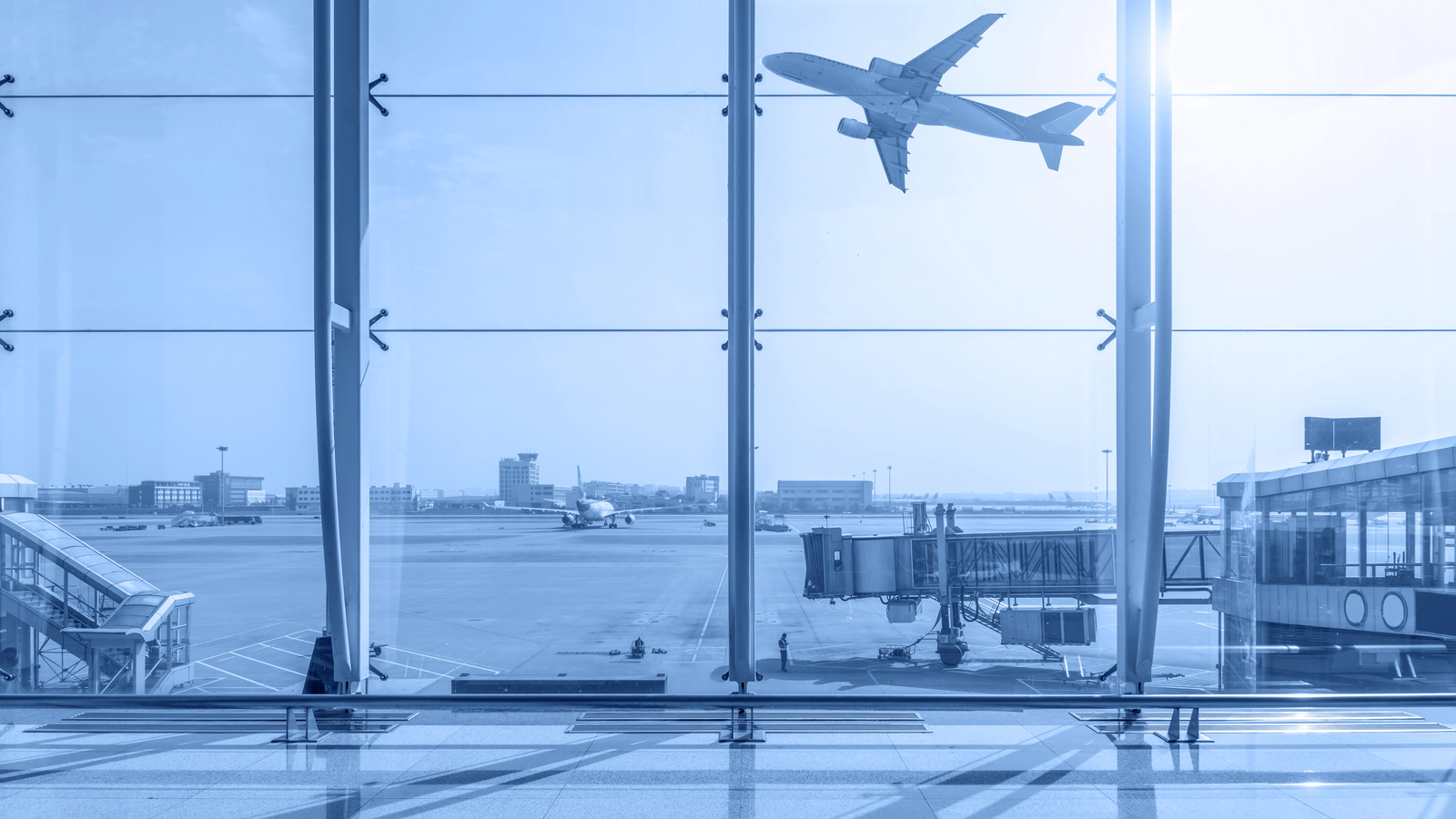 Leipzig: Radar nou pe aeroport după drona cu explozibil