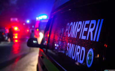 Argeș: Mașină în flăcări după impact. Tânăr de 21 de ani la spital