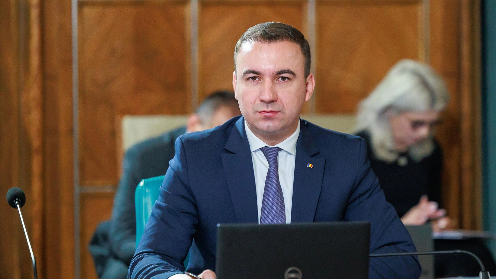 Companii fantomă jefuiesc România din criza energetică