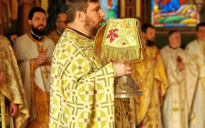 Mâna dreaptă a Sf. Vasile cel Mare, popas la Pantocrator
