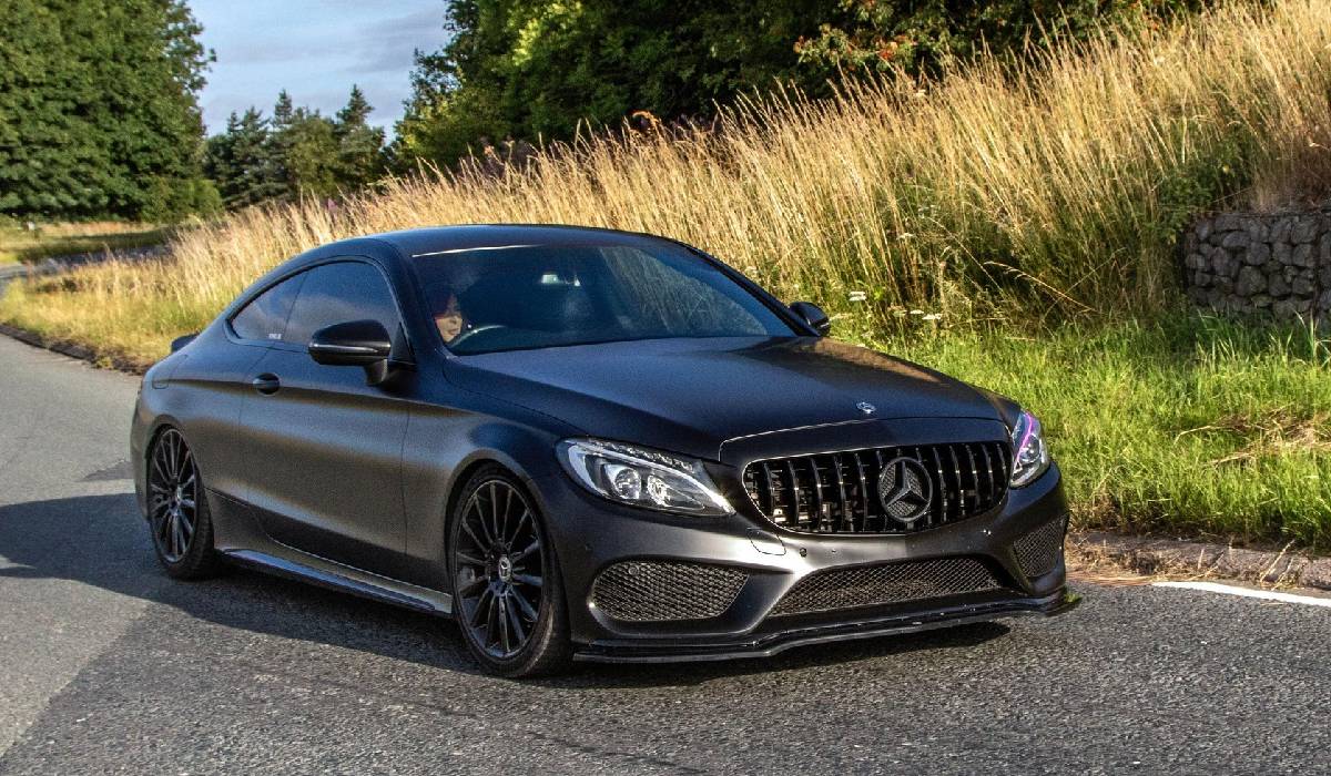 C63 AMG: O mașină de 27.000 euro reparații
