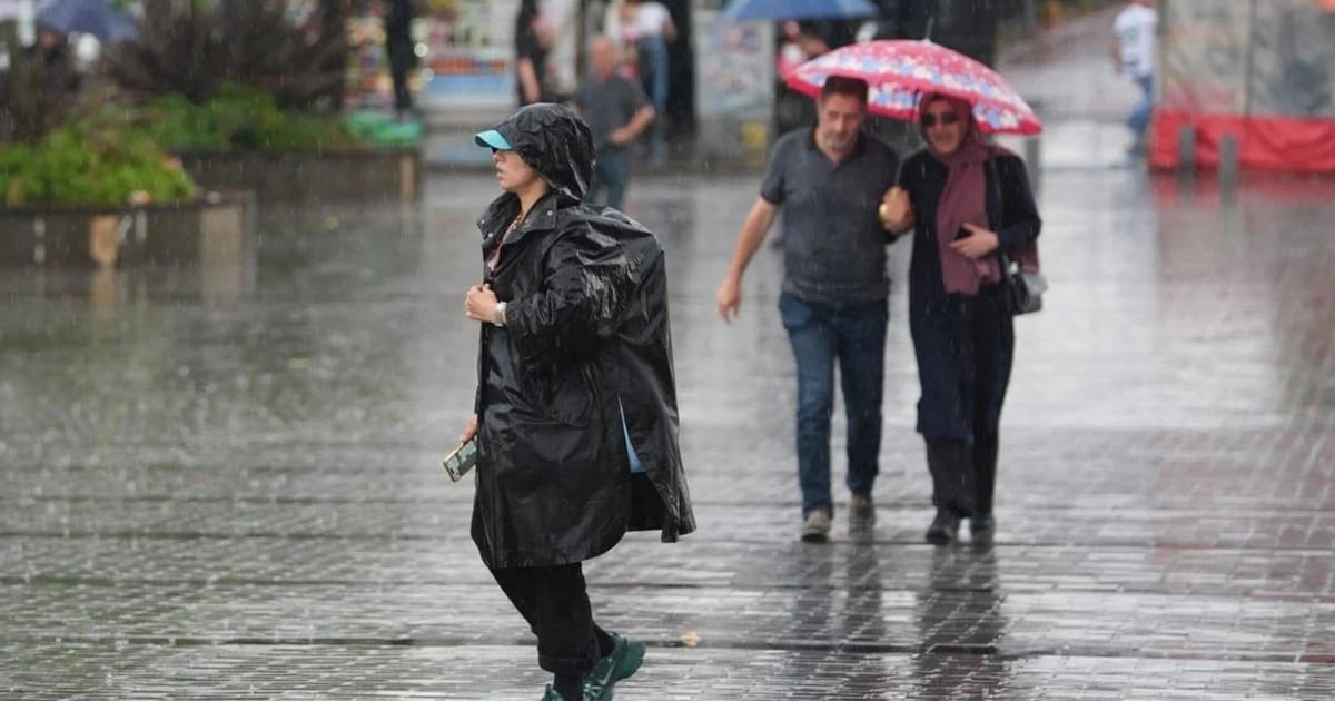 Atenție: Ploi torențiale și caniculă anunțate