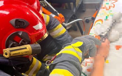 Tragedie în bucătărie: Tânără la spital din cauza unei neglijențe grave